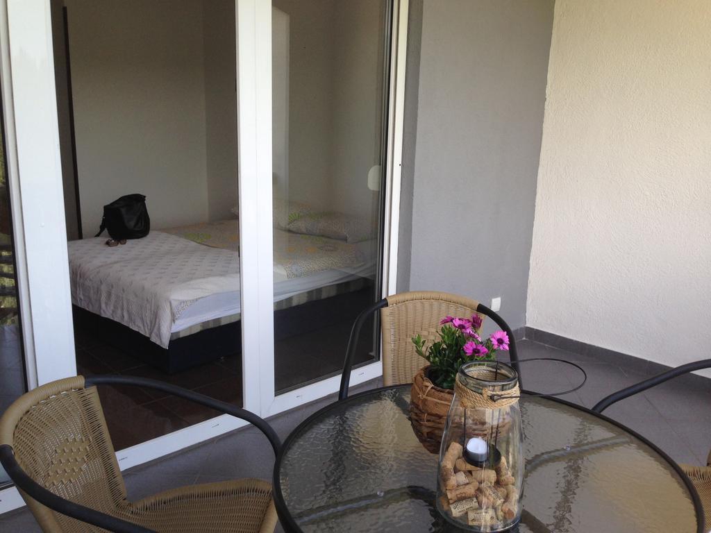 Apartmani Lazarevic Luštica Esterno foto