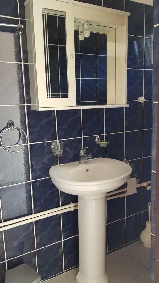 Apartmani Lazarevic Luštica Esterno foto