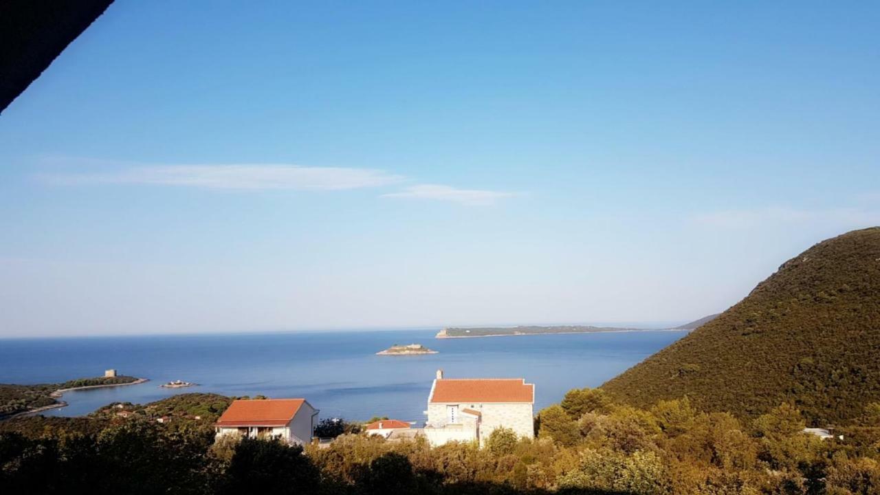Apartmani Lazarevic Luštica Esterno foto